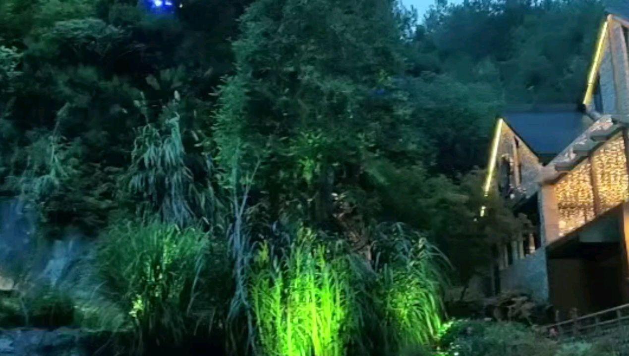南北两地村晚在线pk,网友:这才是村晚该有的样子!